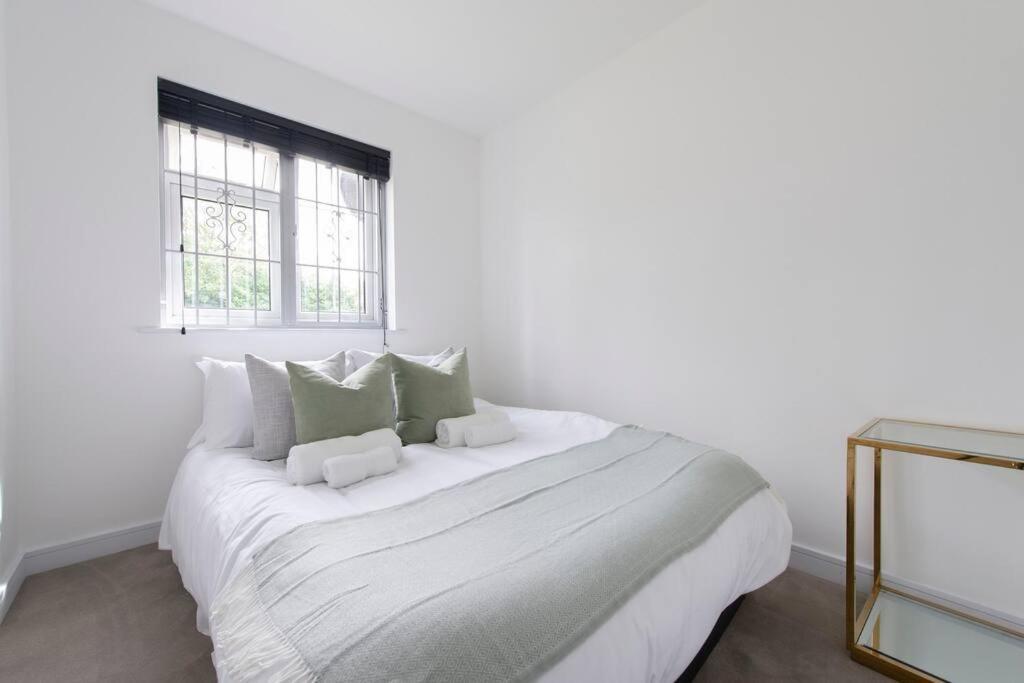2 Bedroom Modern Urban Sanctuary 1Cc - Cherrydeal Λονδίνο Εξωτερικό φωτογραφία