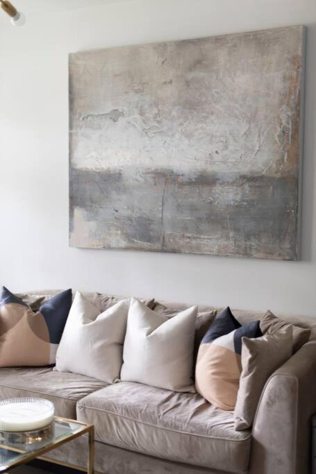 2 Bedroom Modern Urban Sanctuary 1Cc - Cherrydeal Λονδίνο Εξωτερικό φωτογραφία