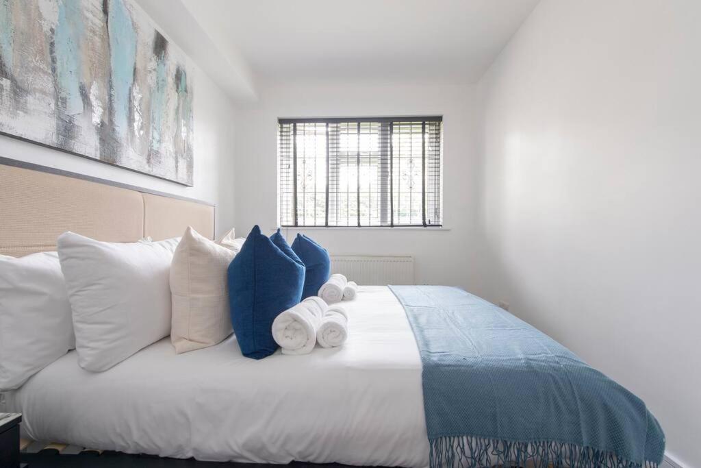 2 Bedroom Modern Urban Sanctuary 1Cc - Cherrydeal Λονδίνο Εξωτερικό φωτογραφία
